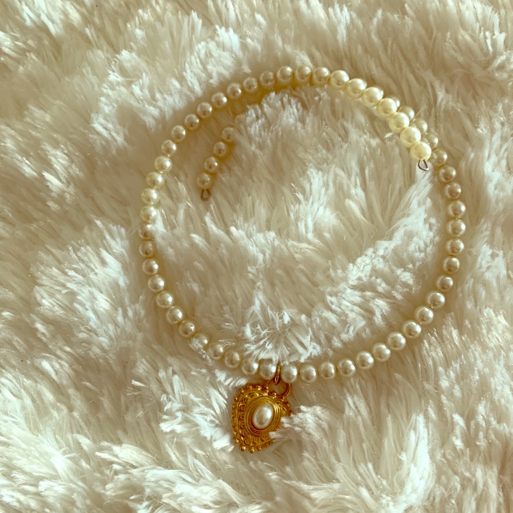 Pearl necklace